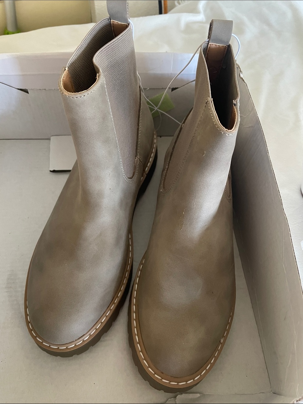 New in damaged box DV by Dolce Vita Taupe Chelsea Boots size 6